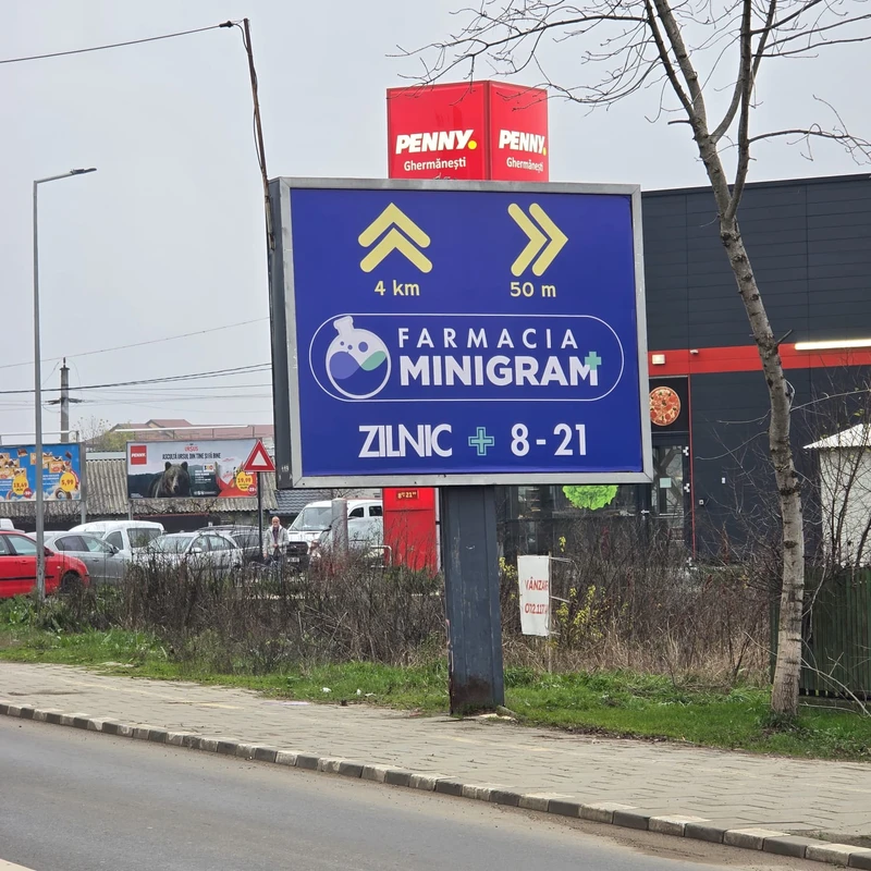 Panou publicitar Mora Group pentru farmacia Minigram in zona Snagov-Ghermanesti, Ilfov